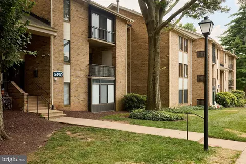 5490 Cedar Ln #A2, Columbia, MD 21044
