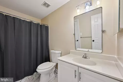 Bath - 8612 Saddleback Pl, Laurel, MD 20723 photo 6 of 9