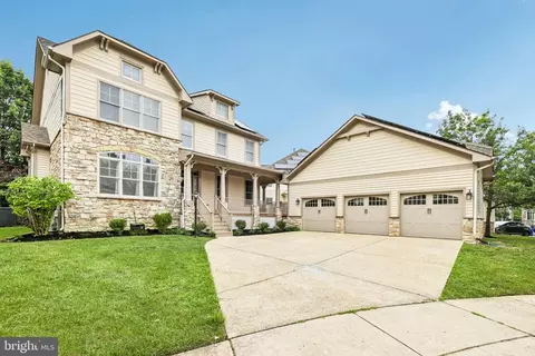 Exterior - 8612 Saddleback Pl, Laurel, MD 20723 photo 2 of 15