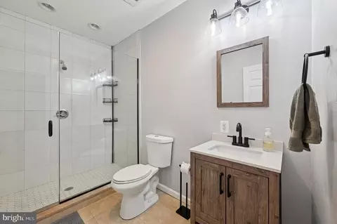Bath - 8612 Saddleback Pl, Laurel, MD 20723 photo 1 of 9