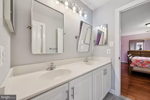Bath - 8612 Saddleback Pl, Laurel, MD 20723 photo 8 of 9
