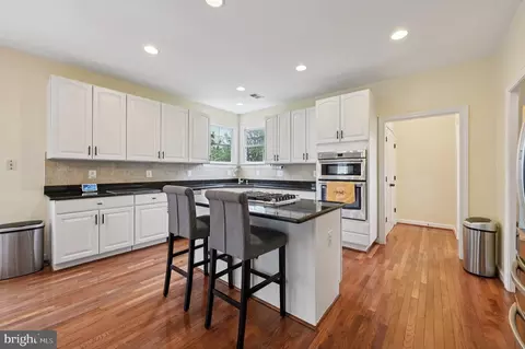 Kitchen - 8612 Saddleback Pl, Laurel, MD 20723 photo 3 of 5