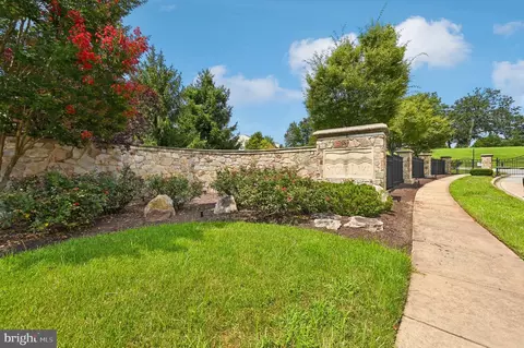 View/Area - 8612 Saddleback Pl, Laurel, MD 20723 photo 8 of 8