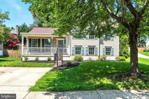 6413 Woodvale Pl, Elkridge, MD 21075