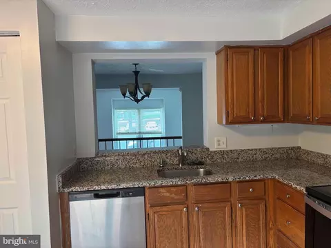 9323 Cabot Ct, Laurel, MD 20723 photo 7