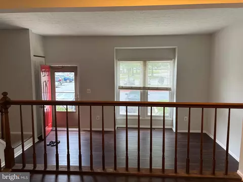 9323 Cabot Ct, Laurel, MD 20723 photo 5