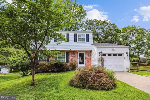 6927 Garland Ln, Columbia, MD 21045