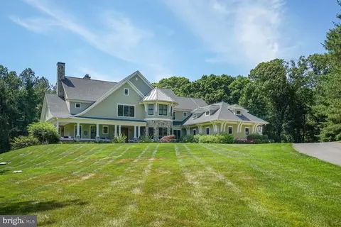13951 Hallowell Ct, Dayton, MD 21036