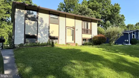 9429 Farewell Rd, Columbia, MD 21045