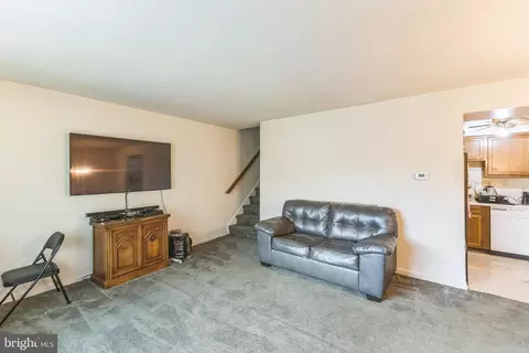 9075 N Laurel Rd #L, Laurel, MD 20723 photo 4