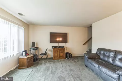 9075 N Laurel Rd #L, Laurel, MD 20723 photo 5