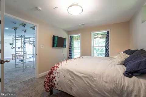 Bedroom - 8676 Pine Rd, Jessup, MD 20794 photo 8 of 9