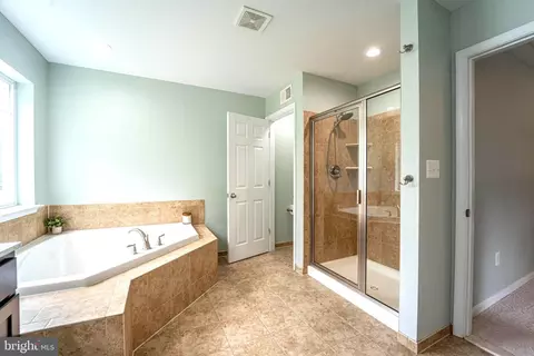 Bath - 8676 Pine Rd, Jessup, MD 20794 photo 1 of 4