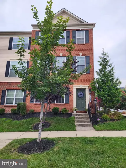 7029 Southmoor St, Hanover, MD 21076