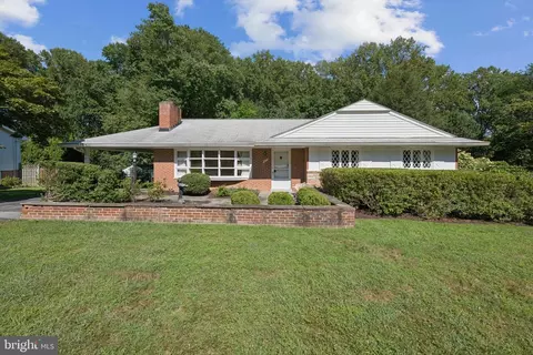 6553 Carlinda Ave, Columbia, MD 21046
