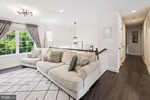 6391 Norris St, Hanover, MD 21076 photo 8