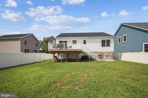 6391 Norris St, Hanover, MD 21076 photo 3