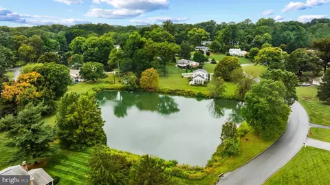 5015 W Lake Cir, Columbia, MD 21044