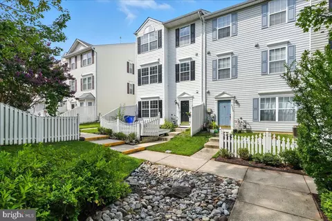 8866 Goose Landing Cir, Columbia, MD 21045