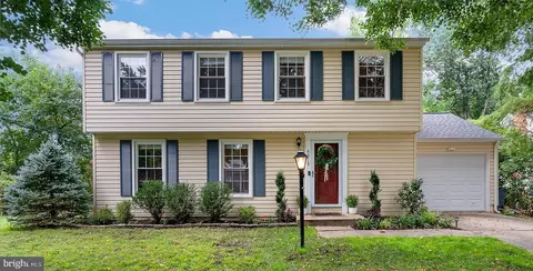 6913 Deer Pasture Dr, Columbia, MD 21045