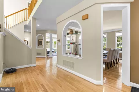 Entry Way - 8537 Willow Wisp Ct, Laurel, MD 20723 photo 2 of 5