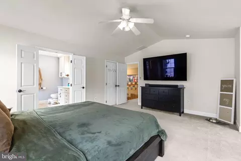Bedroom - 8537 Willow Wisp Ct, Laurel, MD 20723 photo 2 of 7