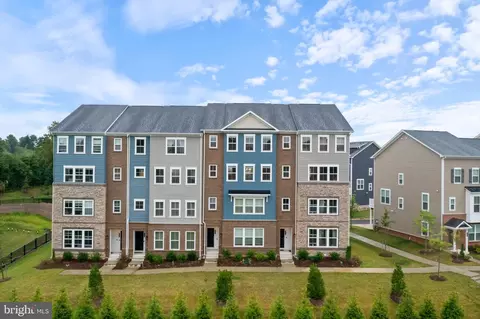 4615 Crossing Ct # B, Ellicott City, MD 21043