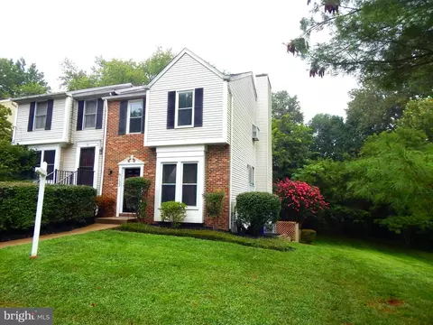 6133 Cedar Wood Dr, Columbia, MD 21044