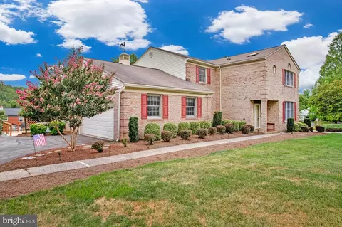 9319 Meadow Hill Rd, Ellicott City, MD 21042