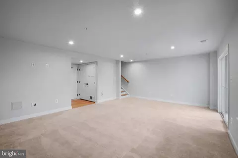 Living - 8109 Primrose Ln, Laurel, MD 20723 photo 3 of 4