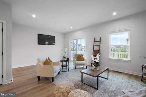 Other - 8109 Primrose Ln, Laurel, MD 20723 photo 3 of 33