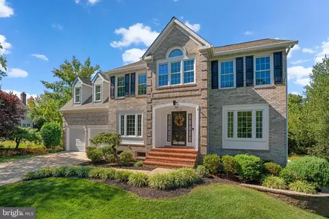 5118 Little Creek Dr W, Ellicott City, MD 21043