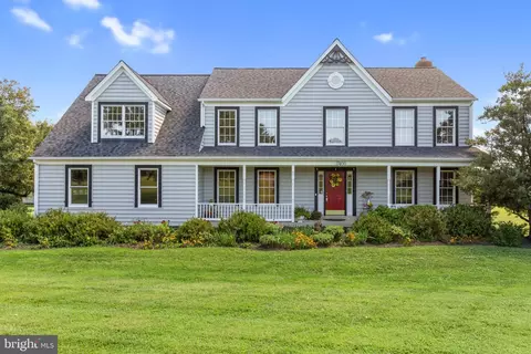 17400 White Dogwood Ct, Mount Airy, MD 21771