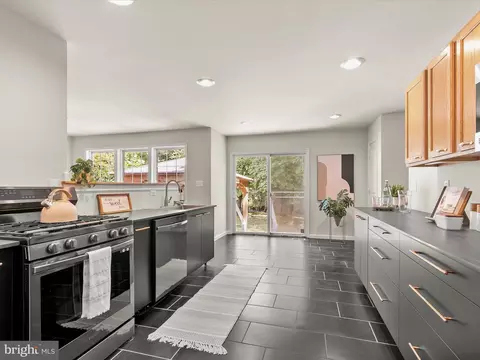9621 Durant Ave, Laurel, MD 20723 photo 12