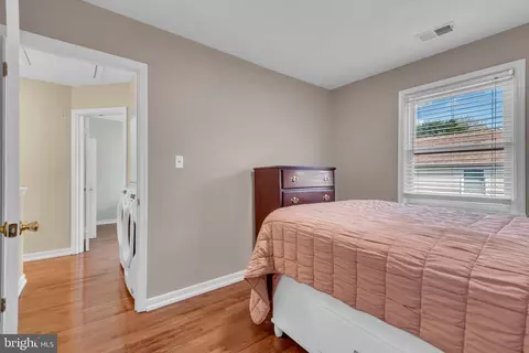 9306 Queens Post Ct NE, Laurel, MD 20723 photo 30