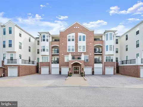 7325 Brookview Rd #305, Elkridge, MD 21075