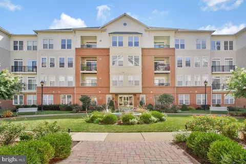 2530 Kensington Gdns #403, Ellicott City, MD 21043
