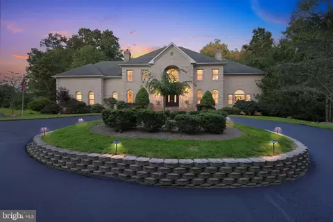 10409 Kingsbridge Rd, Ellicott City, MD 21042