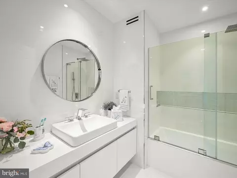 Bath - 9876 Lyon Ave, Laurel, MD 20723 photo 7 of 8