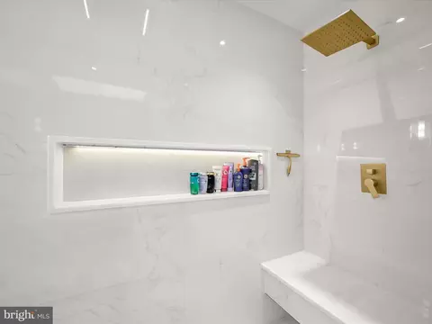 Bath - 9876 Lyon Ave, Laurel, MD 20723 photo 4 of 8