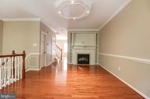 Living - 8032 Wright Pl #98, Jessup, MD 20794 photo 4 of 4