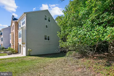 9633 Hadleigh Ct, Laurel, MD 20723 photo 3