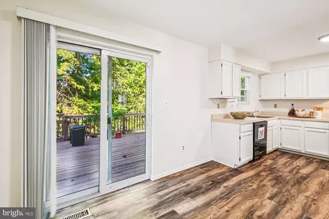 9633 Hadleigh Ct, Laurel, MD 20723 photo 18