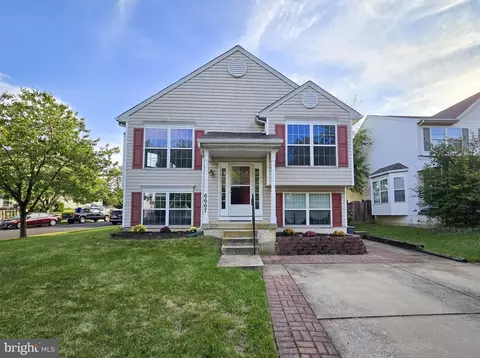 6667 Huntshire Dr, Elkridge, MD 21075