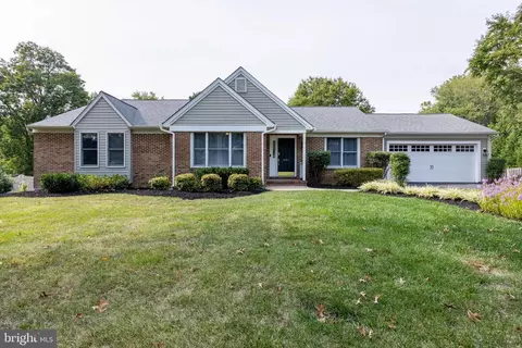 4809 Lauren Ct, Ellicott City, MD 21043