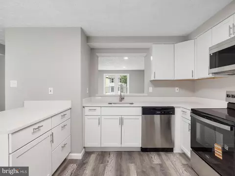 Kitchen - 9410 Chippenham Dr SW, Laurel, MD 20723 photo 2 of 3