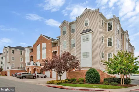 7315 Brookview Rd #302, Elkridge, MD 21075