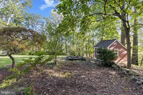 5901 Rustic Ln, Elkridge, MD 21075 photo 3