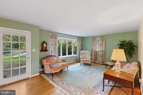 5901 Rustic Ln, Elkridge, MD 21075 photo 10