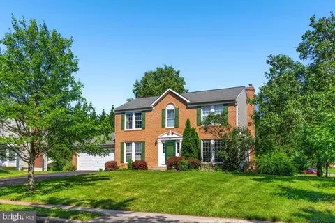 8382 Glenmar Rd, Ellicott City, MD 21043